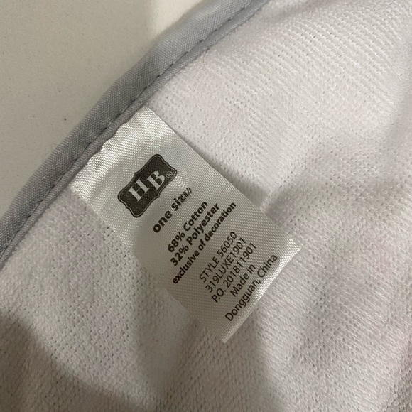 Baby’s Unisexed My First New Year’s Infant Bib Memorabilia - Picture 3 of 4